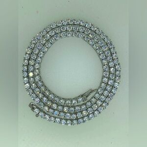 Sterling silver cubic zirconia chain